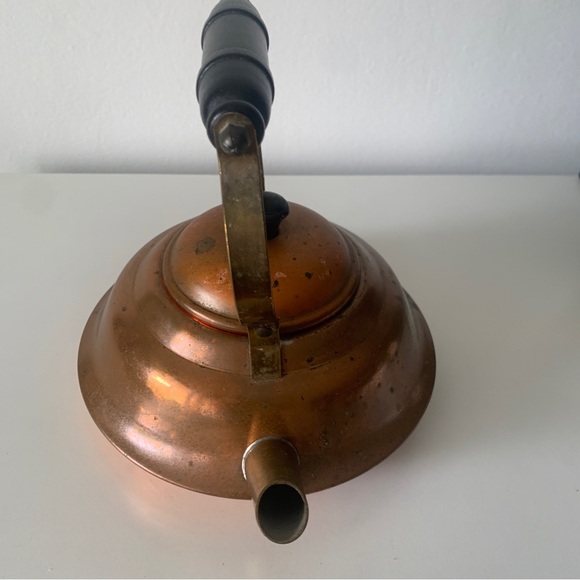 Vintage Copper Tea Kettle / Teapot - Picture 8 of 11
